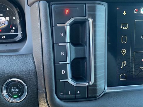 Used 2023 GMC Yukon Denali image 35