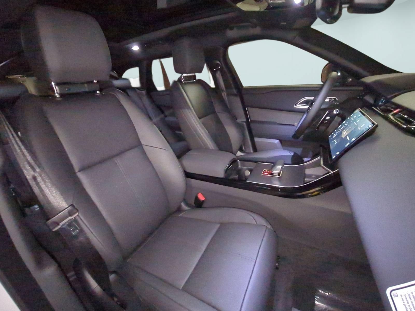 New 2026 Land Rover Range Rover Velar S AWD/4WD image 30