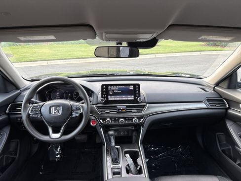 Used 2022 Honda Accord LX image 20
