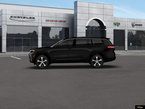 New 2026 Jeep Grand Cherokee L Limited RWD image 3