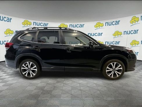 Used 2022 Subaru Forester Limited image 9
