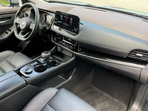 Used 2023 Nissan Rogue SL w/ SL Premium Package AWD/4WD image 17