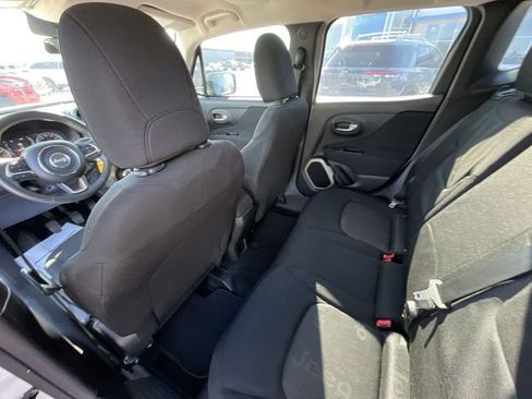 Used 2016 Jeep Renegade Sport w/ Power & Air Group image 17