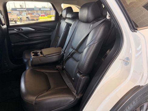 Used 2019 MAZDA CX-9 Touring image 23