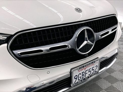 Certified 2023 Mercedes-Benz GLC 300 image 30