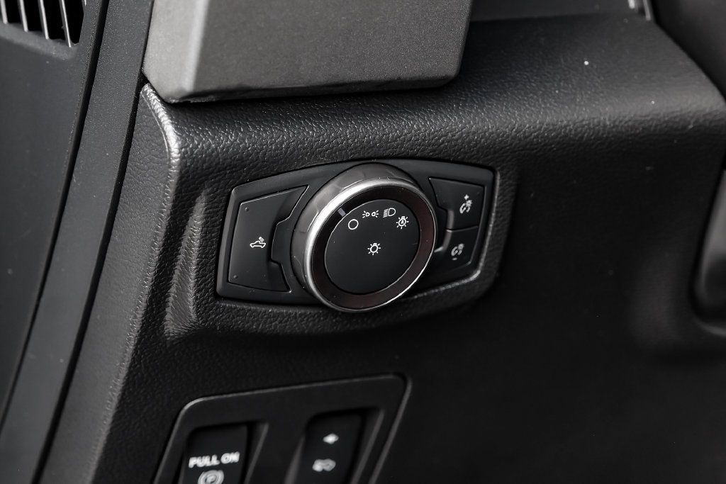 Used 2019 Ford F150 Raptor w/ Equipment Group 801A Mid AWD/4WD image 18