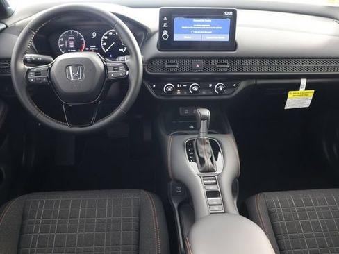 Certified 2026 Honda HR-V Sport image 2
