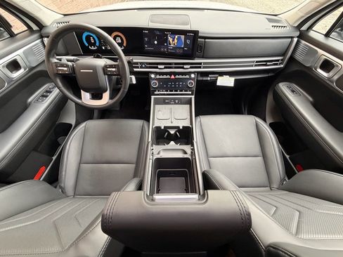 Used 2025 Hyundai Santa Fe XRT image 33