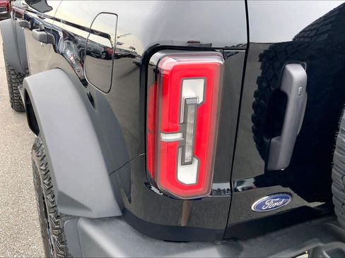 Certified 2024 Ford Bronco Wildtrak AWD/4WD image 28