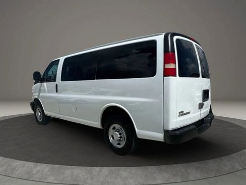 Used 2011 Chevrolet Express 2500 LS image 5