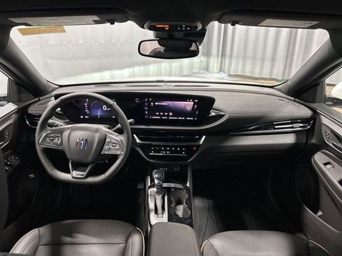 New 2025 Buick Envista Avenir image 22