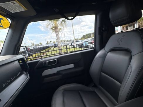 Used 2023 Ford Bronco Black Diamond AWD/4WD image 35