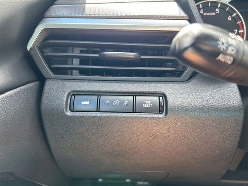 Used 2023 Nissan Altima 2.5 SR image 24