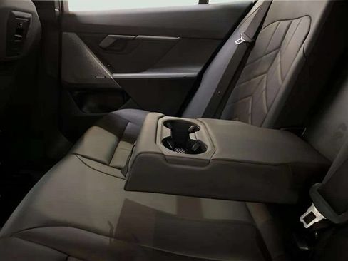 Used 2024 BMW 530i RWD image 76
