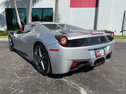 Used 2012 Ferrari 458 Spider image 25
