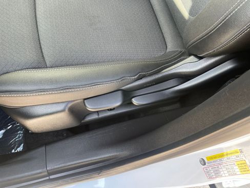 Used 2025 Buick Encore GX Preferred image 23