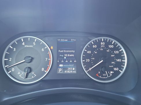 Certified 2022 Nissan Sentra S image 12