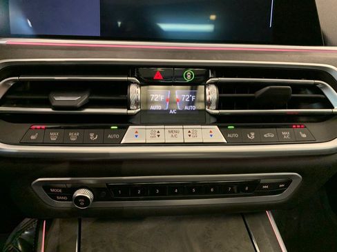 Used 2023 BMW X5 xDrive40i w/ M Sport Package AWD/4WD image 56
