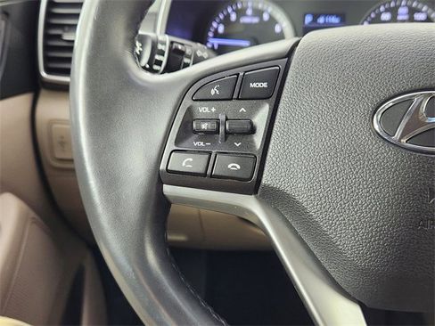 Used 2019 Hyundai Tucson Limited image 17