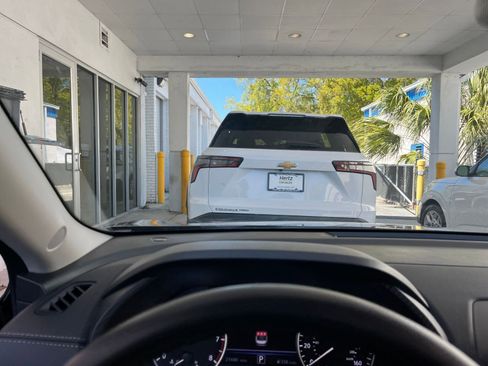 Used 2025 Nissan Sentra SV image 14