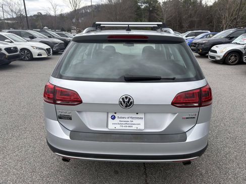 Used 2017 Volkswagen Golf Alltrack SEL image 6