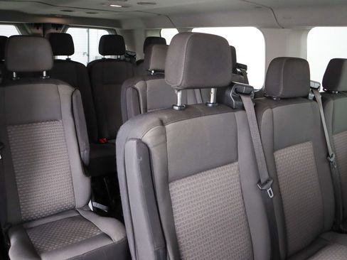 Used 2023 Ford Transit 350 XLT image 28