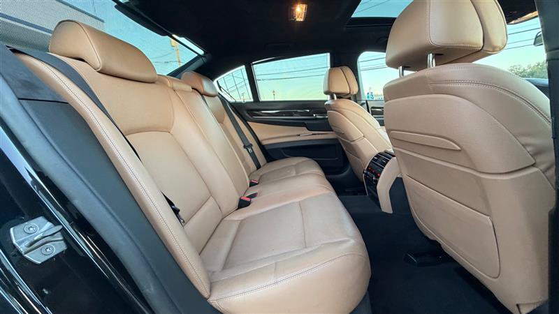 Used 2015 BMW 750i xDrive AWD/4WD image 45