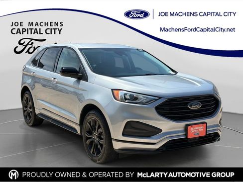 Used 2022 Ford Edge SE w/ Black Appearance Package AWD/4WD image 1