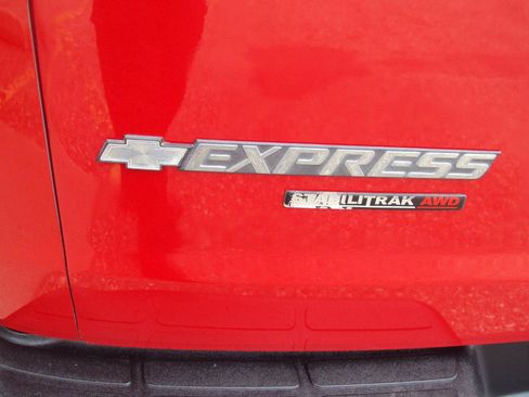 Used 2013 Chevrolet Express 1500 LT w/ LT Preferred Equipment Group AWD/4WD image 36