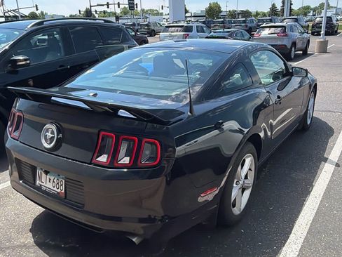 Used 2014 Ford Mustang Premium RWD image 5