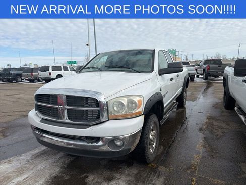 Used 2006 Dodge Ram 2500 Truck SLT w/ Quad Cab Big Horn Value Group image 3