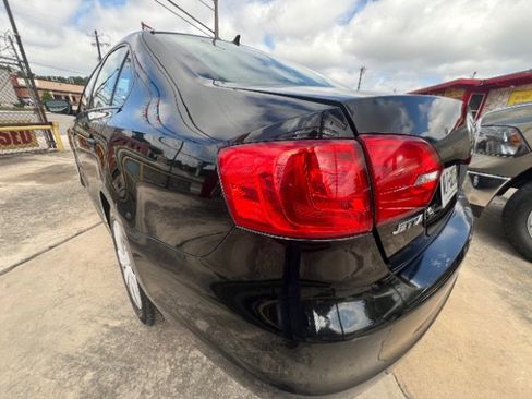 Used 2014 Volkswagen Jetta SE FWD image 7