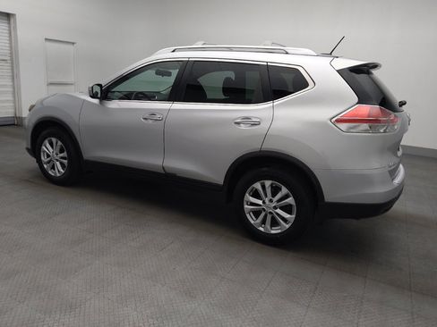 Used 2015 Nissan Rogue SV image 3
