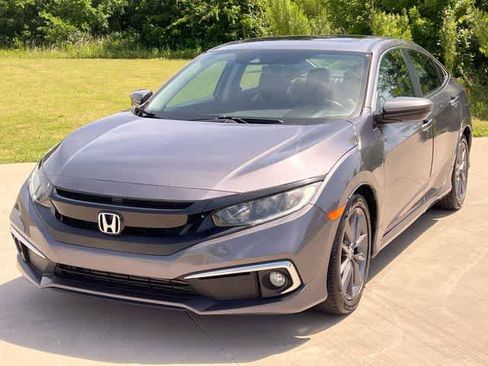 Used 2020 Honda Civic EX-L image 2