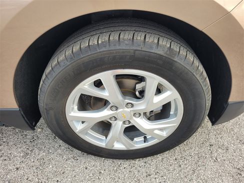 Used 2019 Chevrolet Equinox Premier image 19