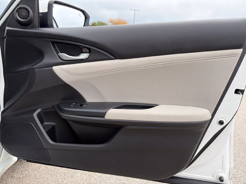 Used 2021 Honda Insight EX image 9
