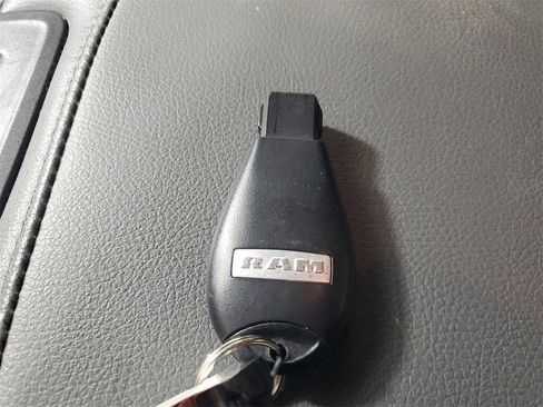 Used 2016 RAM 1500 Express image 24