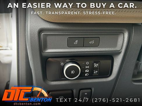 Used 2023 Ford Expedition Limited AWD/4WD image 16
