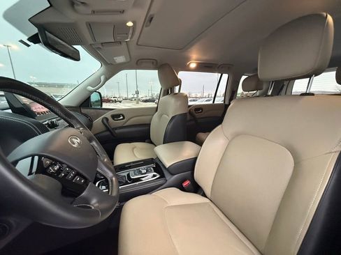 Used 2024 INFINITI QX80 Premium Select w/ Cargo Package image 27