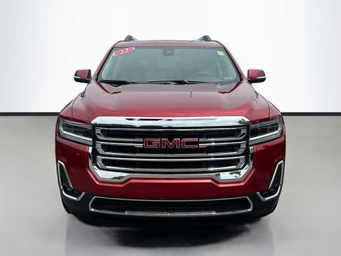 Used 2023 GMC Acadia SLT w/ LPO, Floor Liner Package FWD image 4