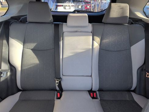 Used 2022 Toyota RAV4 XLE w/ Convenience Package image 24