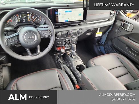 New 2025 Jeep Gladiator Rubicon w/ Convenience Group AWD/4WD image 9