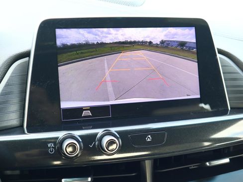 Used 2023 Cadillac CT4 Luxury image 30