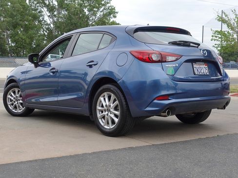 Used 2017 MAZDA MAZDA3 Sport image 7