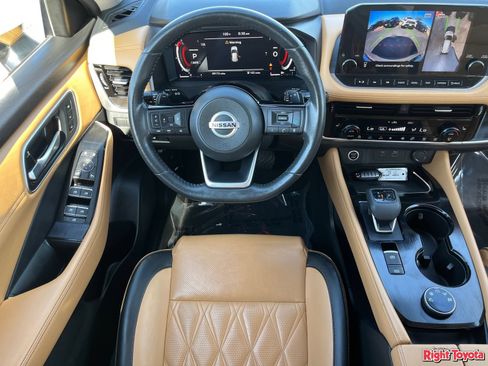 Used 2021 Nissan Rogue Platinum AWD/4WD image 16