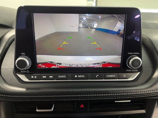 Used 2024 Nissan Rogue SV AWD/4WD image 29