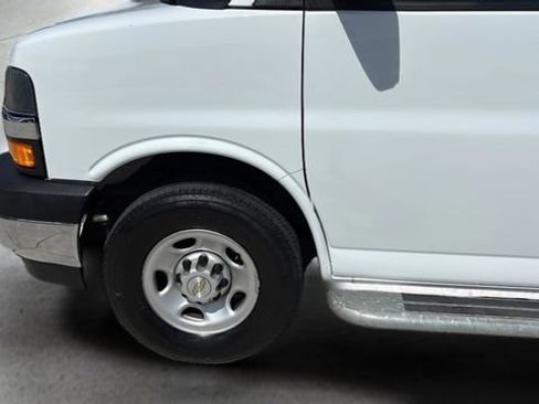 Used 2024 Chevrolet Express 2500 w/ Driver Convenience Package RWD image 32