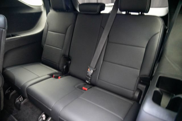 Used 2026 Chevrolet Traverse LT AWD/4WD image 26
