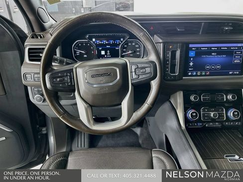 Used 2021 GMC Yukon Denali w/ Denali Premium Package AWD/4WD image 26