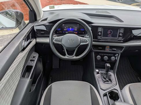 Certified 2023 Volkswagen Taos S FWD image 19